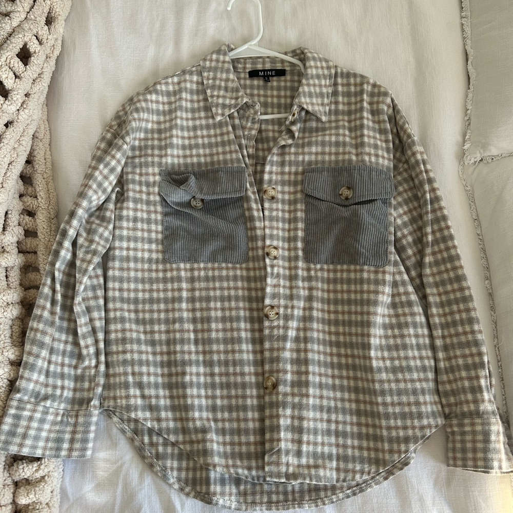 Baltic Born Casual Beige and Gray Plaid Shacket